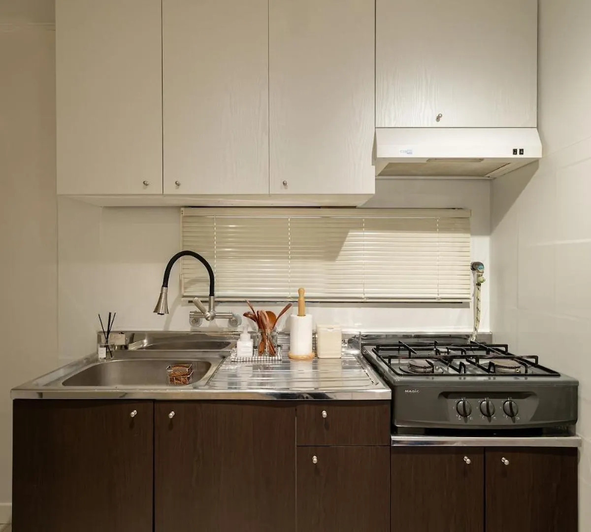 Poom Stay, Airport Bus, Cozy Stay For Seoul Travelers,Yeomchang Stn, Line 9 Express Apartment